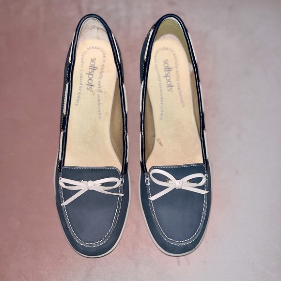 SoftSpots Loafers - Picture 3 of 5